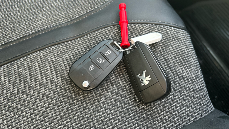 Peugeot 3008 1.2 PureTech Allure 5dr Petrol Estate